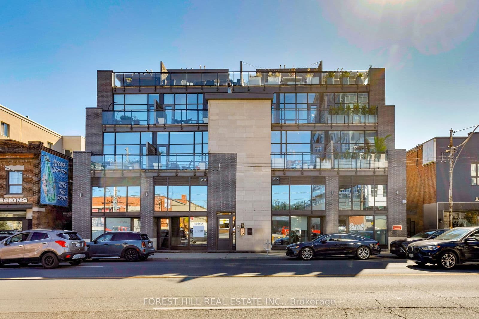 #204 - 483 Dupont Street