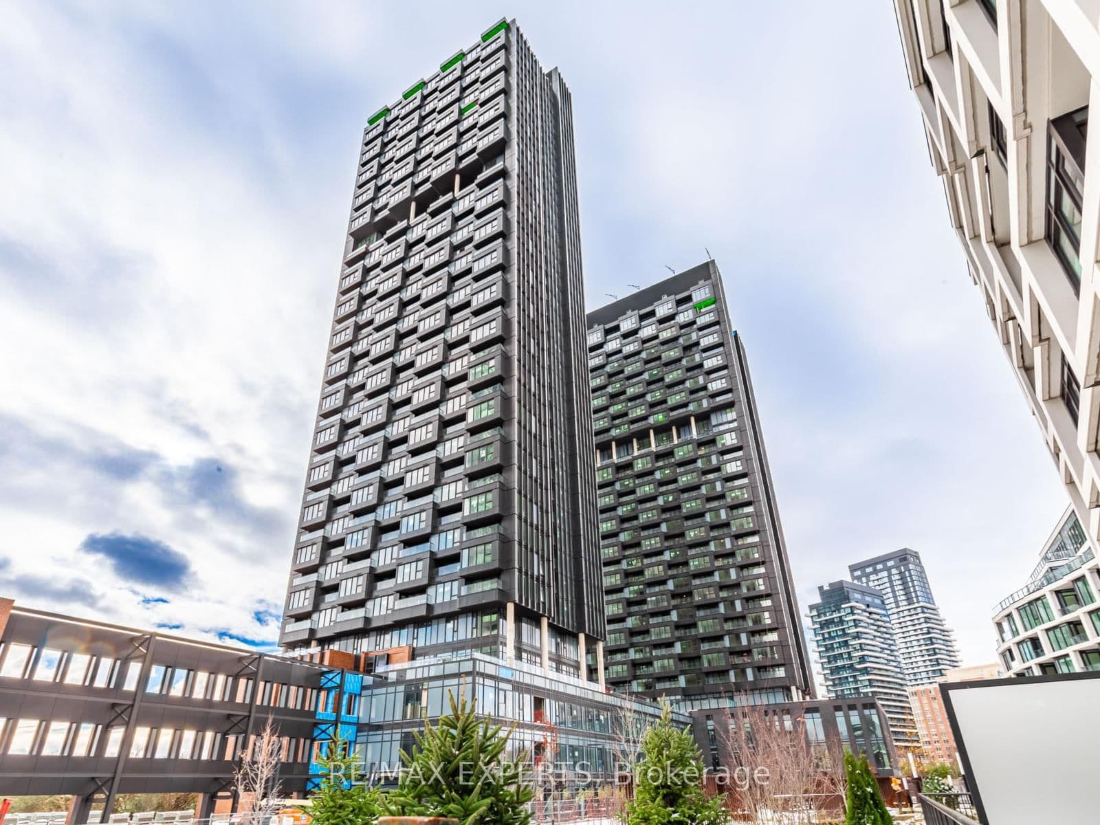 1 Quarrington Lane, Unit 1714