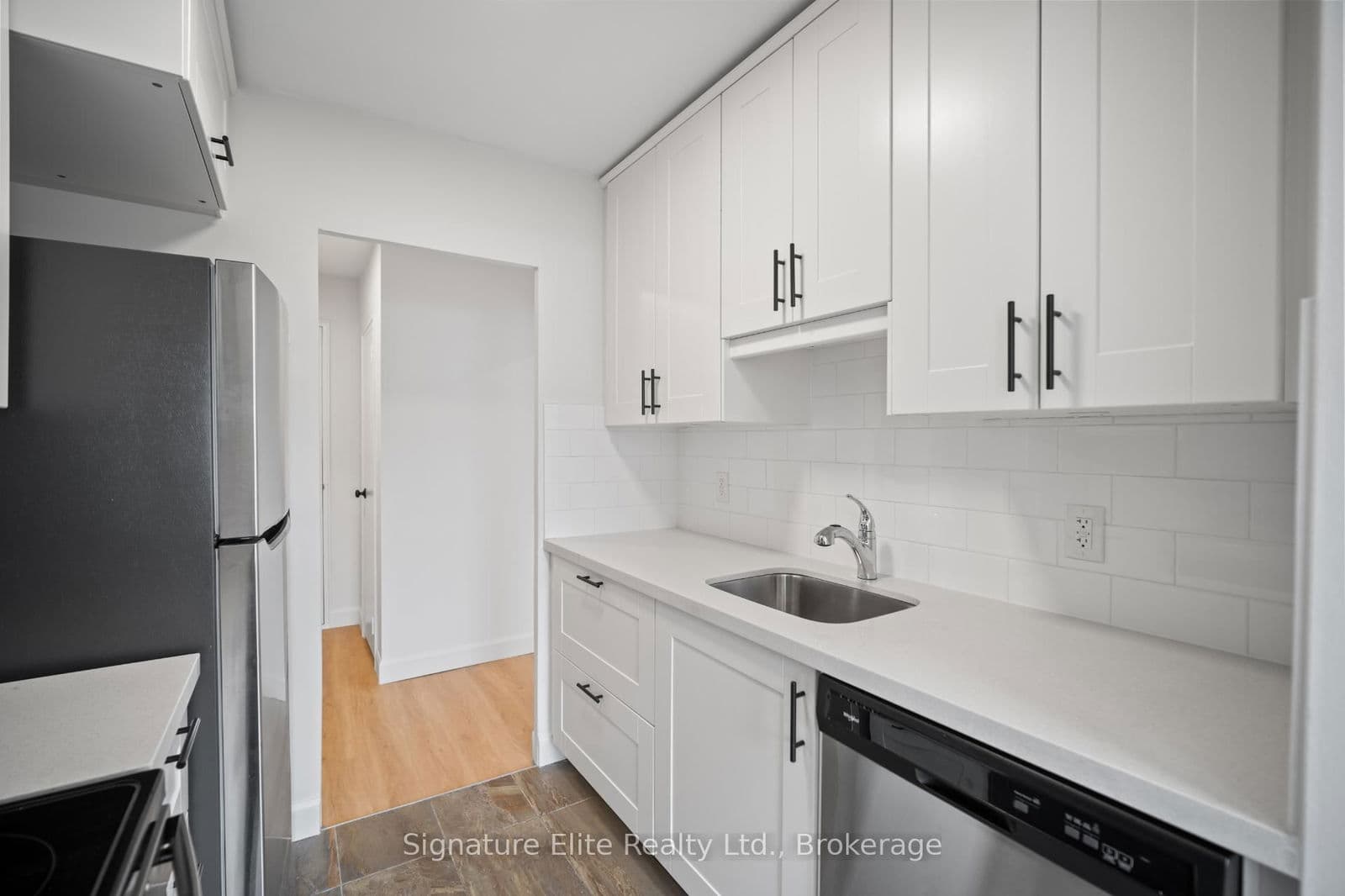 345 Lonsdale Road, Unit 308