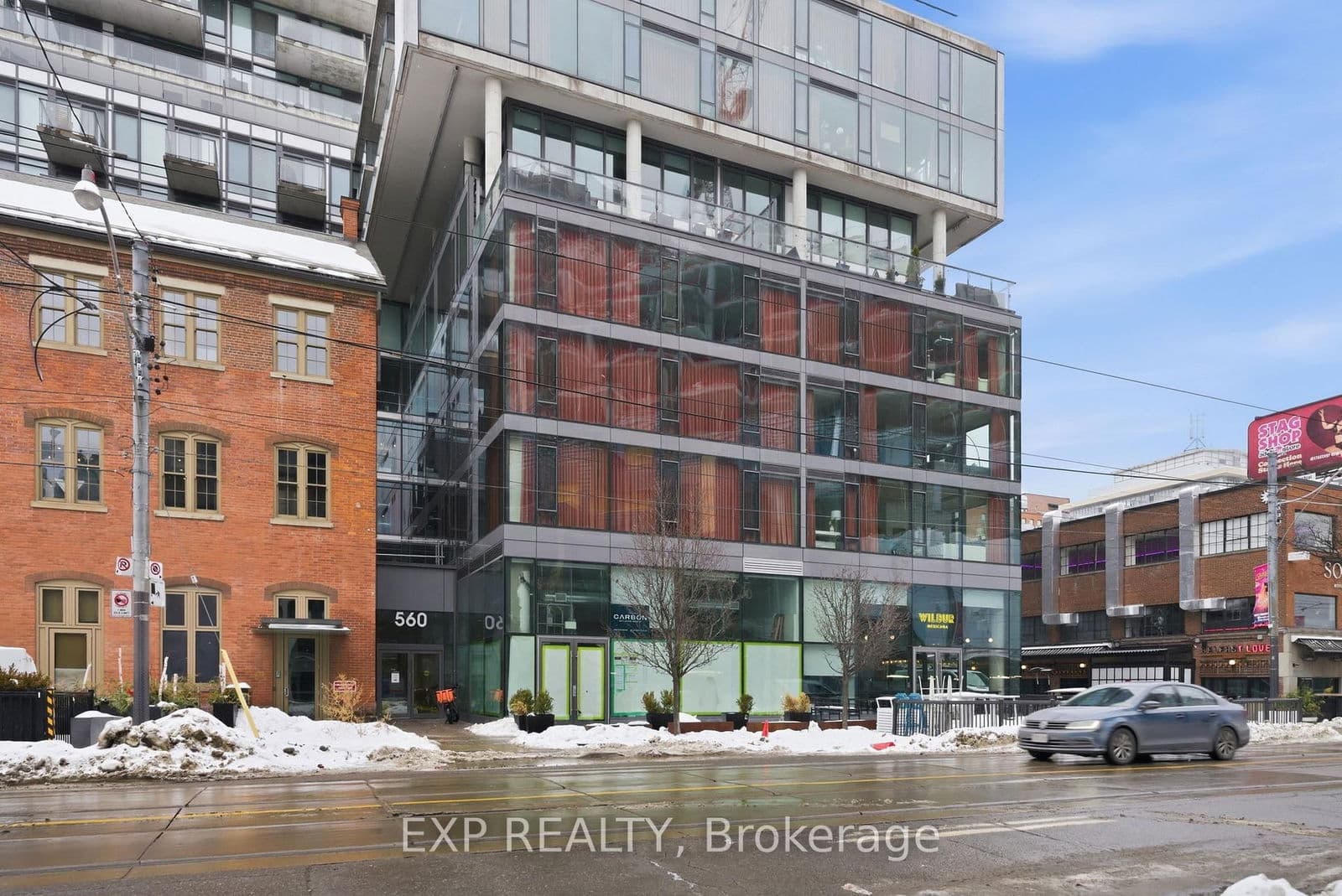 #213 - 560 King Street W