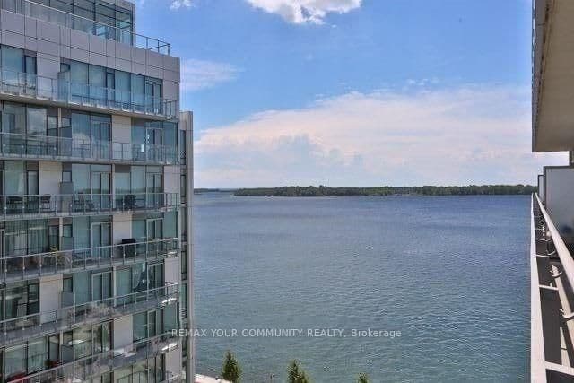 #918 - 29 Queens Quay E