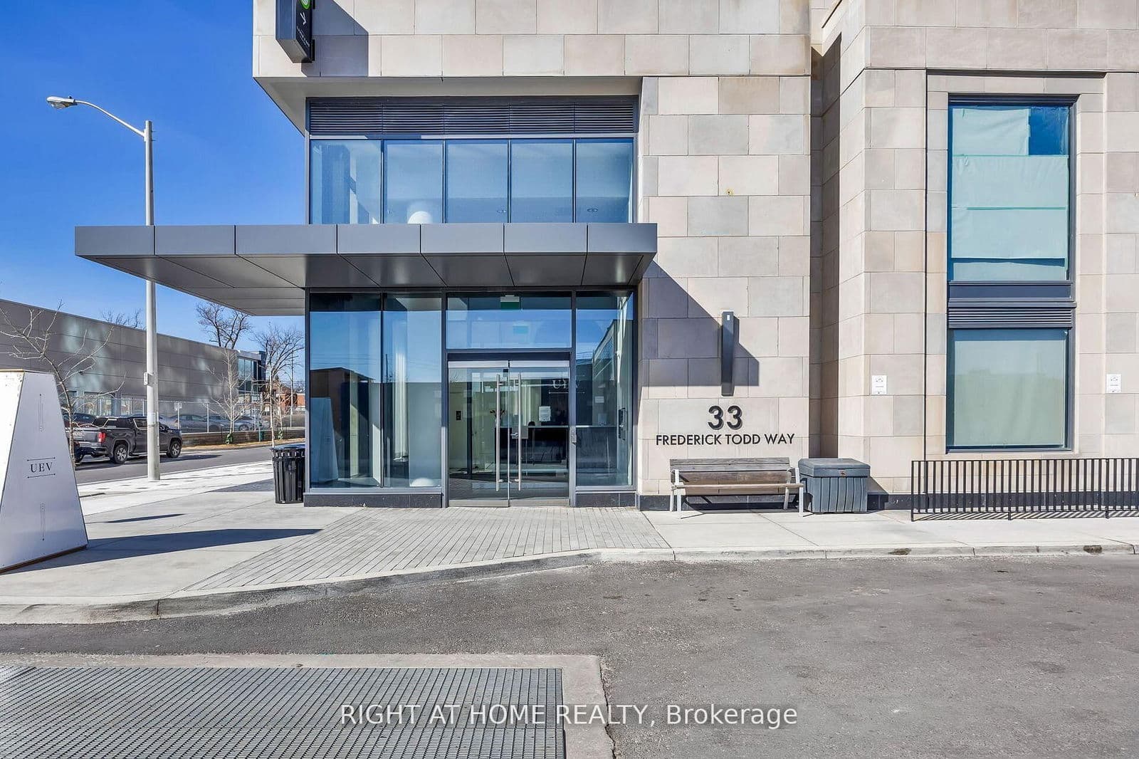 33 Frederick Todd Way, Unit 812