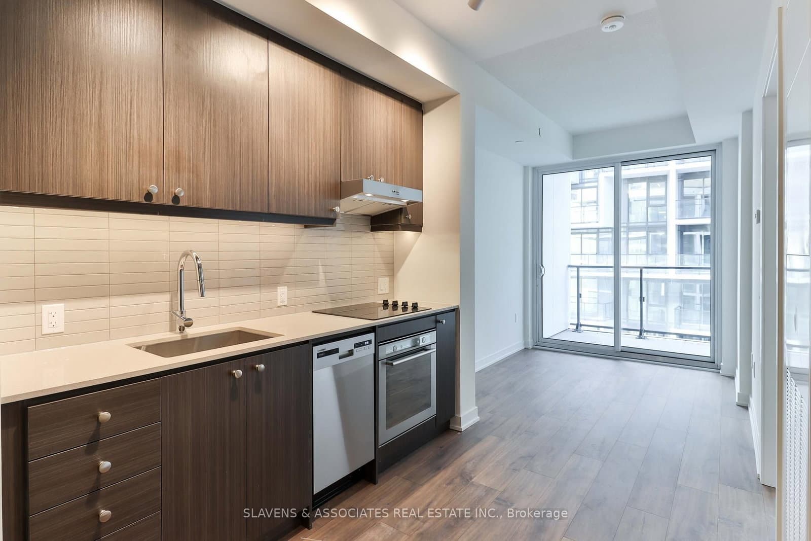 9 Tecumseth Street, Unit 1122