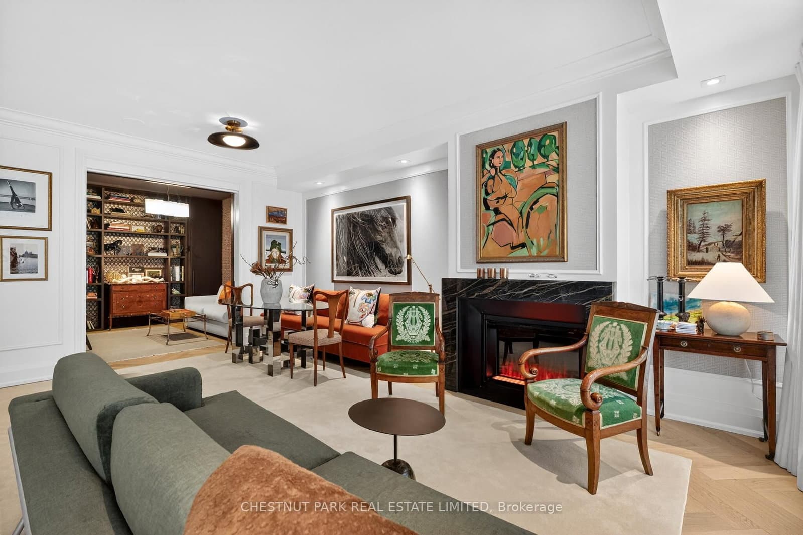 #301 - 20 Scrivener Square