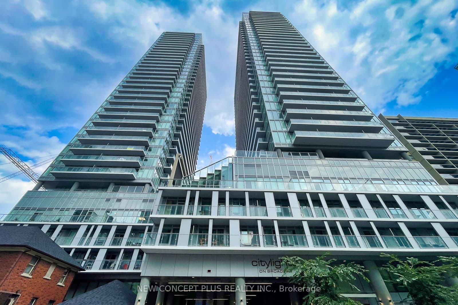 195 Redpath Avenue, Unit 2909