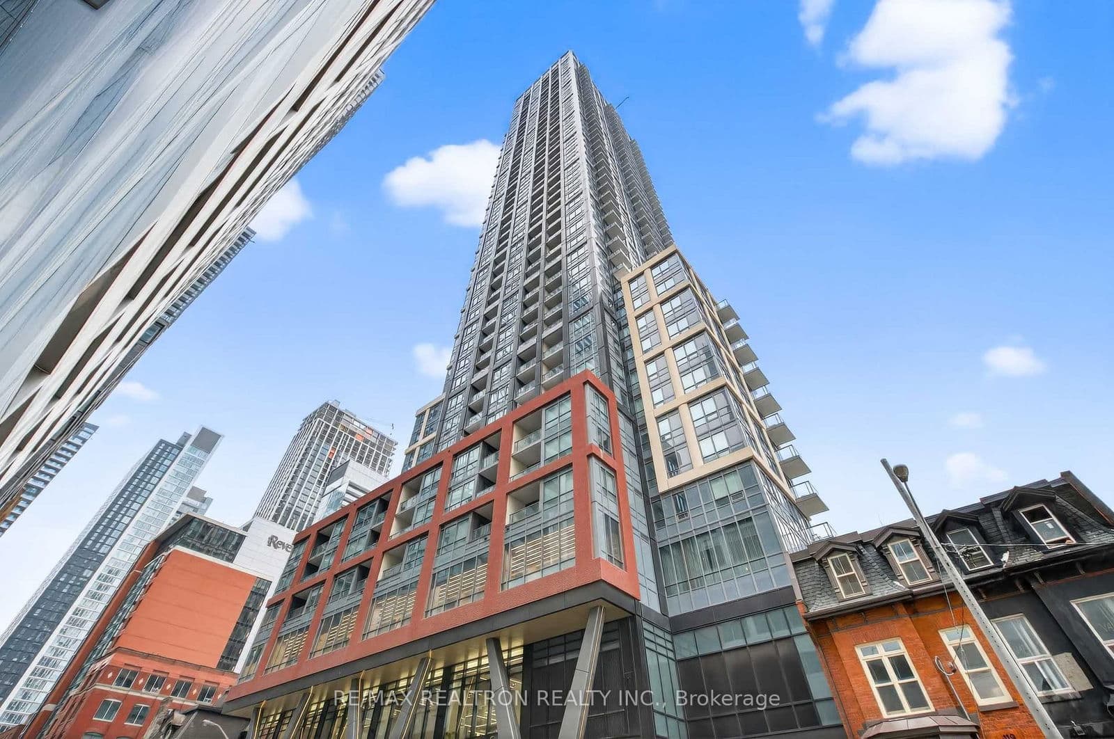 108 Peter Street, Unit 4302