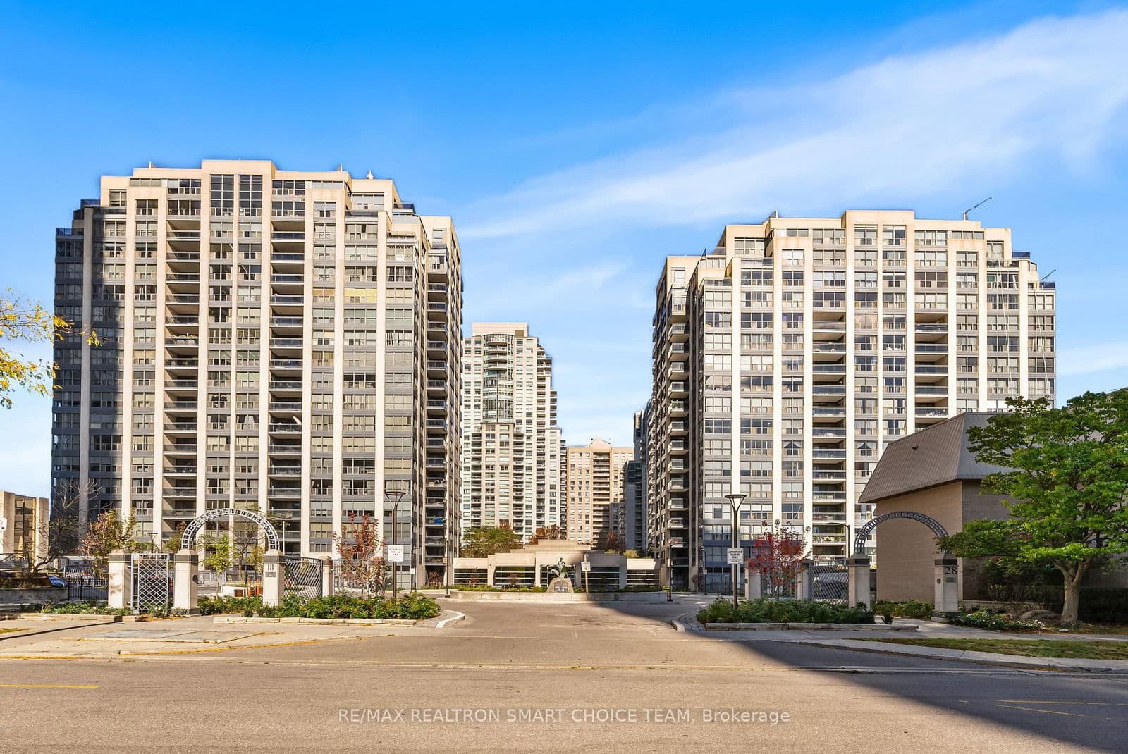 #1211 - 28 Hollywood Avenue