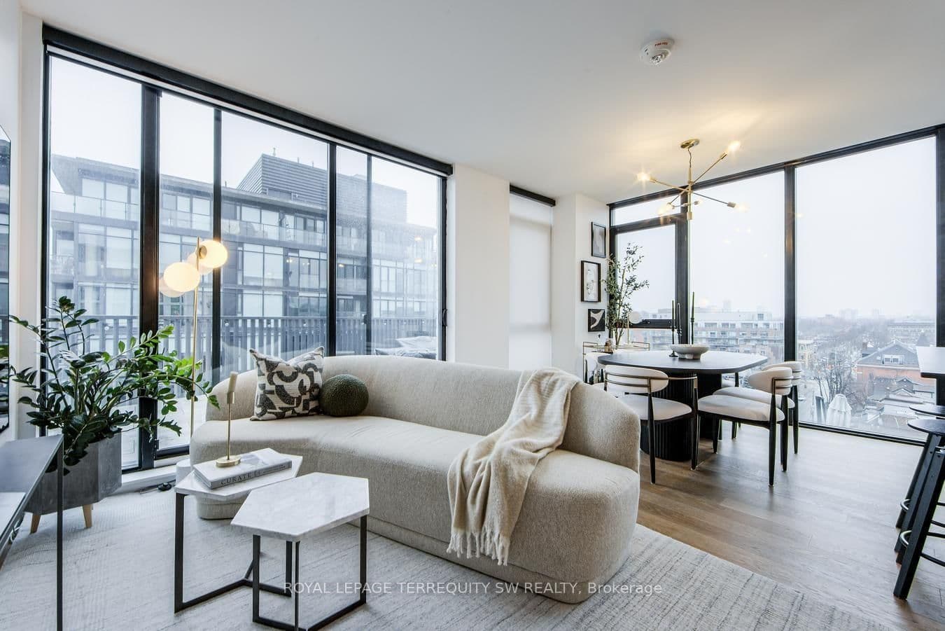 #901 - 41 Dovercourt Road