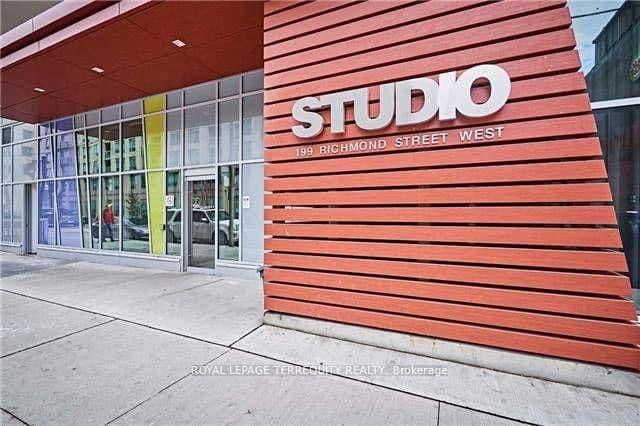 #1201 - 199 Richmond Street W