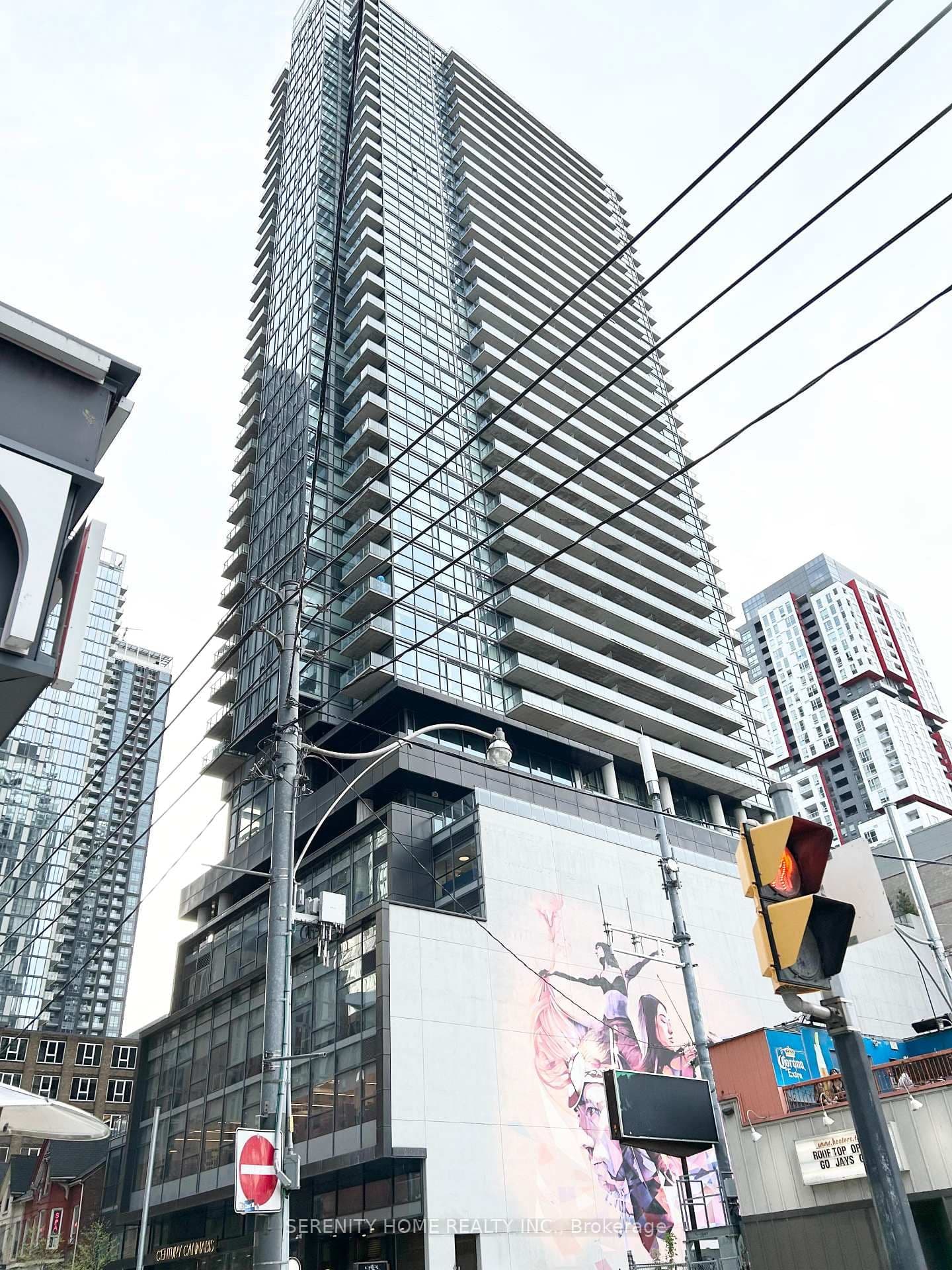 290 Adelaide Street W, Unit 3501