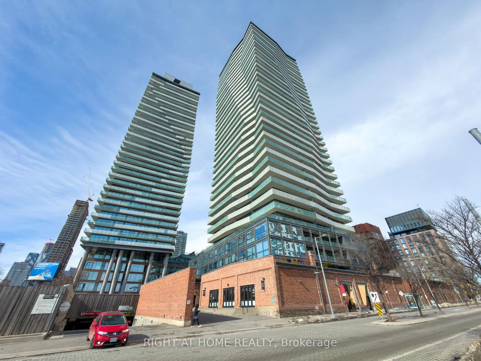 390 Cherry Street, Unit 1101