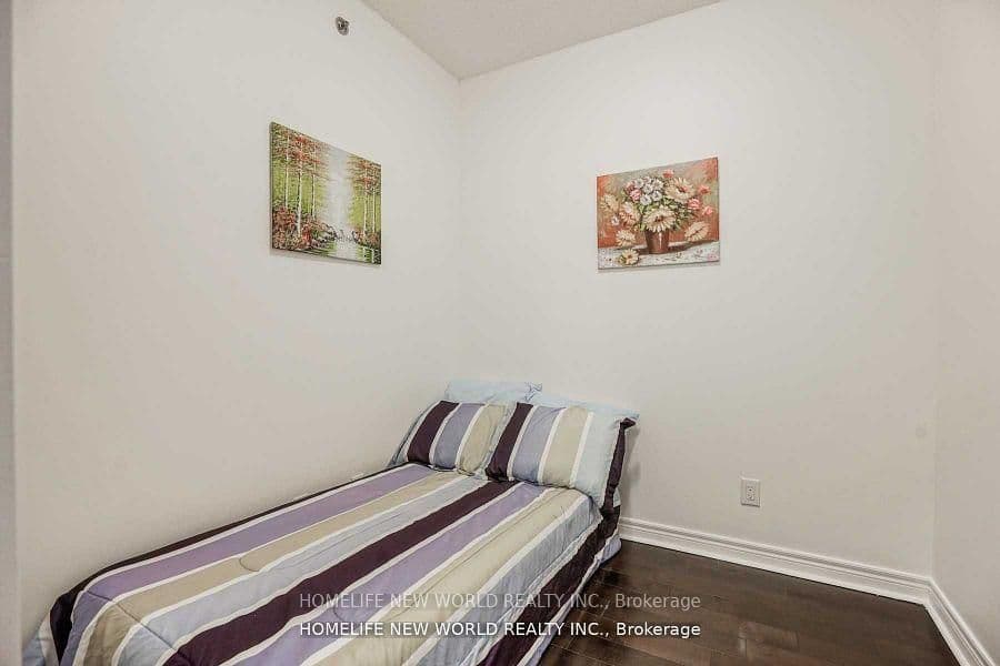 2756 Old Leslie Street, Unit 802