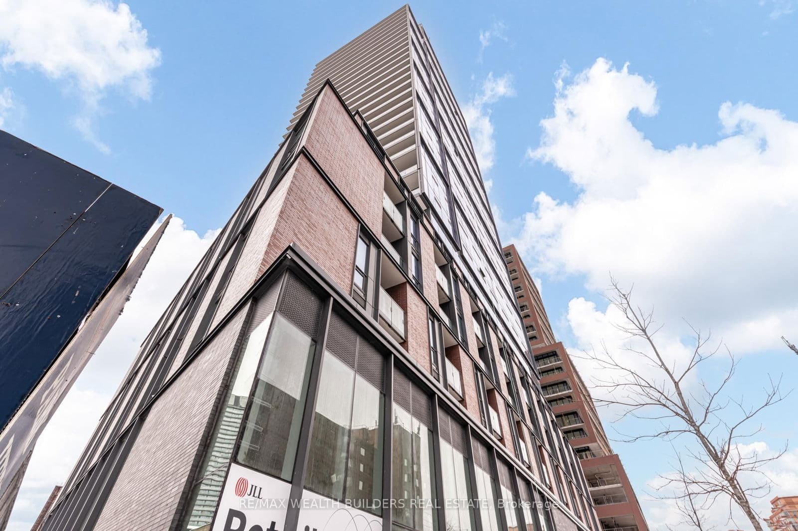 35 Parliament Street, Unit 2604