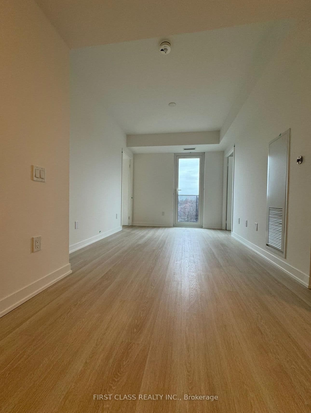 500 Wilson Avenue, Unit 418