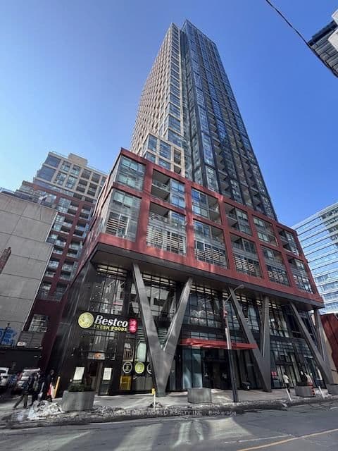 108 Peter Street, Unit 1302