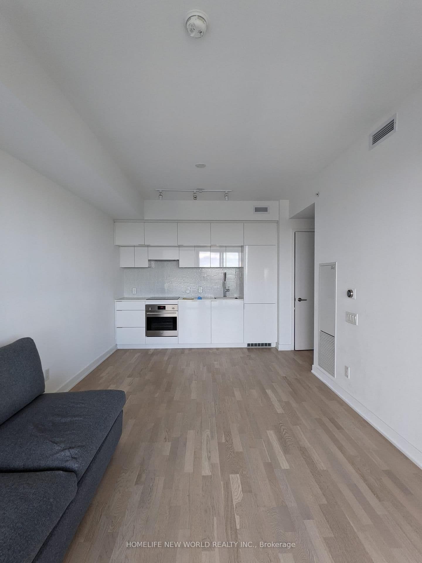 185 Roehampton Avenue, Unit 1907