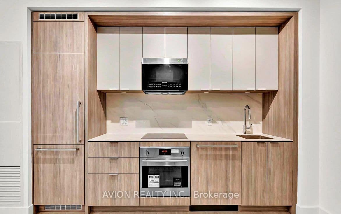 6 Greenbriar Road, Unit 528