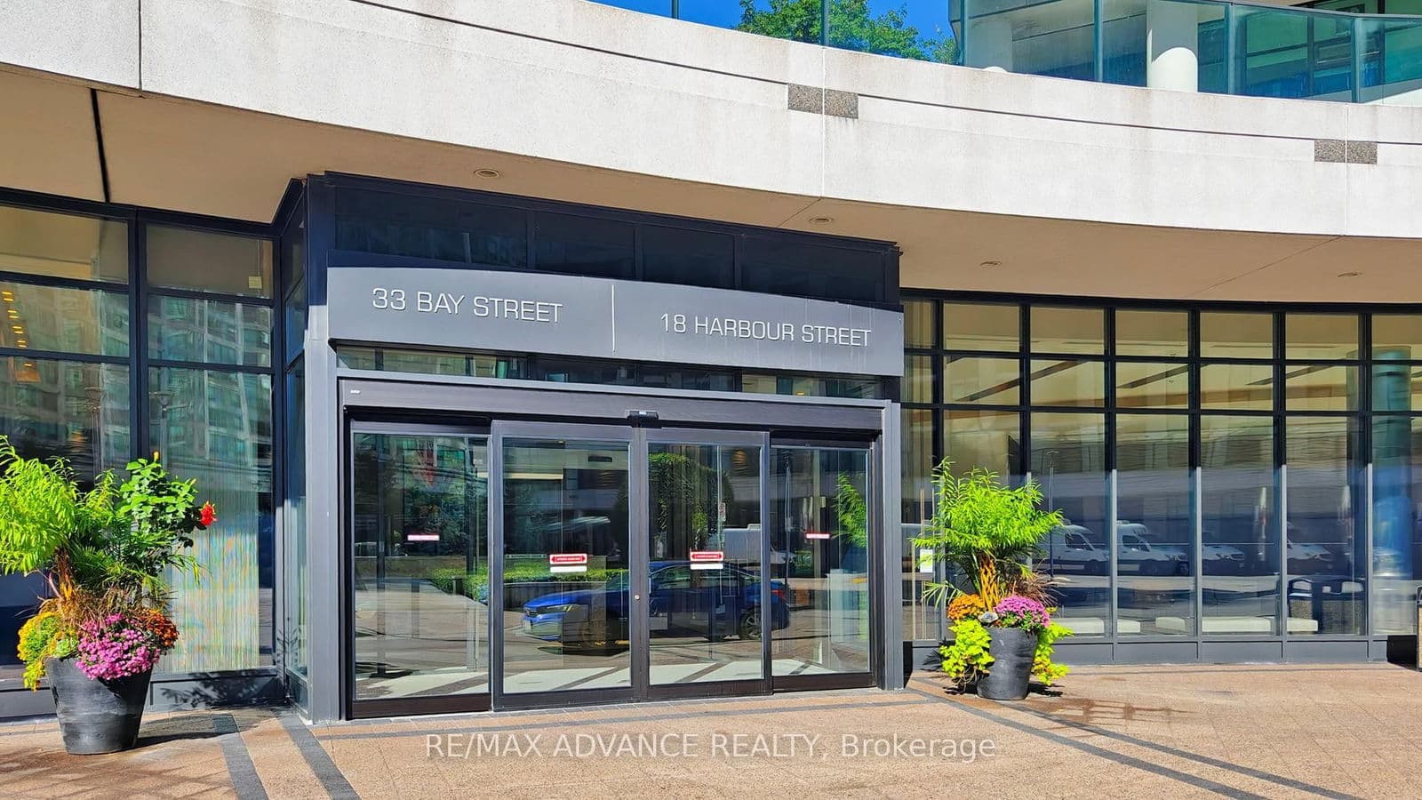 #4713 - 33 Bay Street