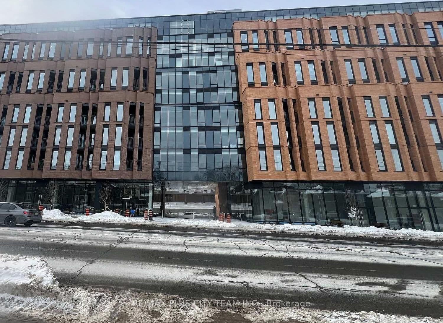 1720 Bayview Avenue, Unit 301