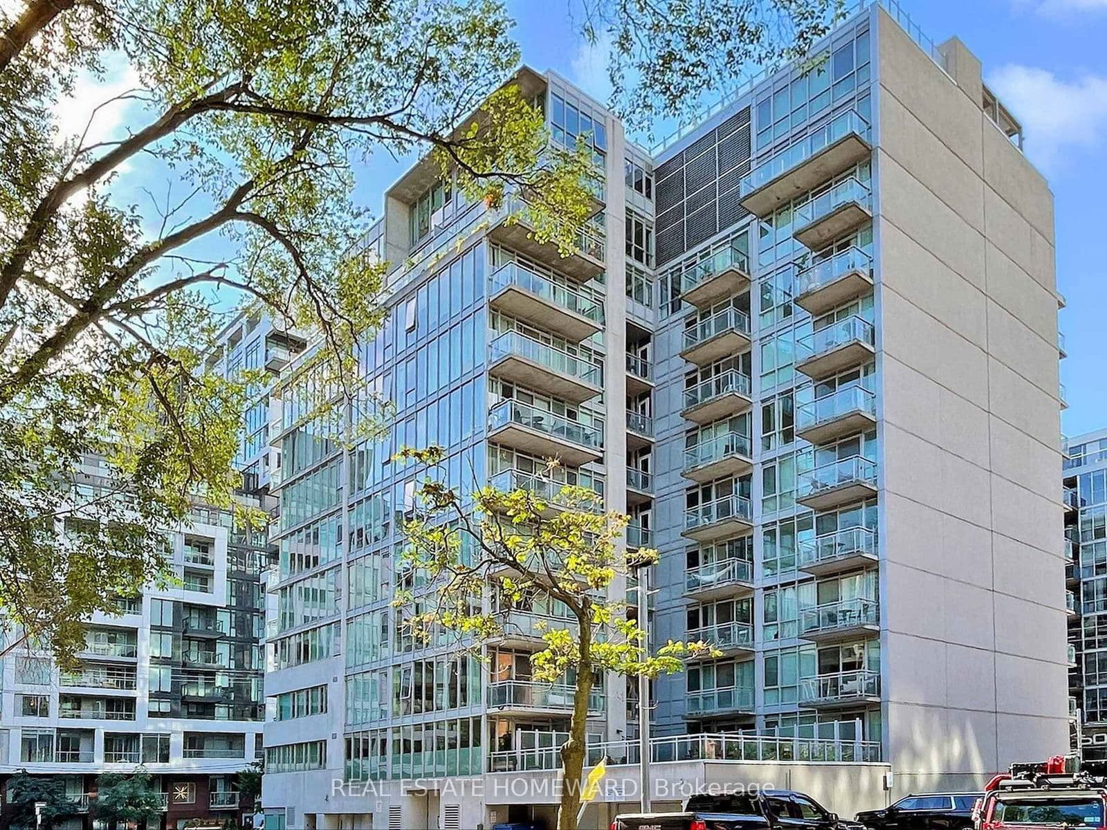 #601 - 38 Niagara Street