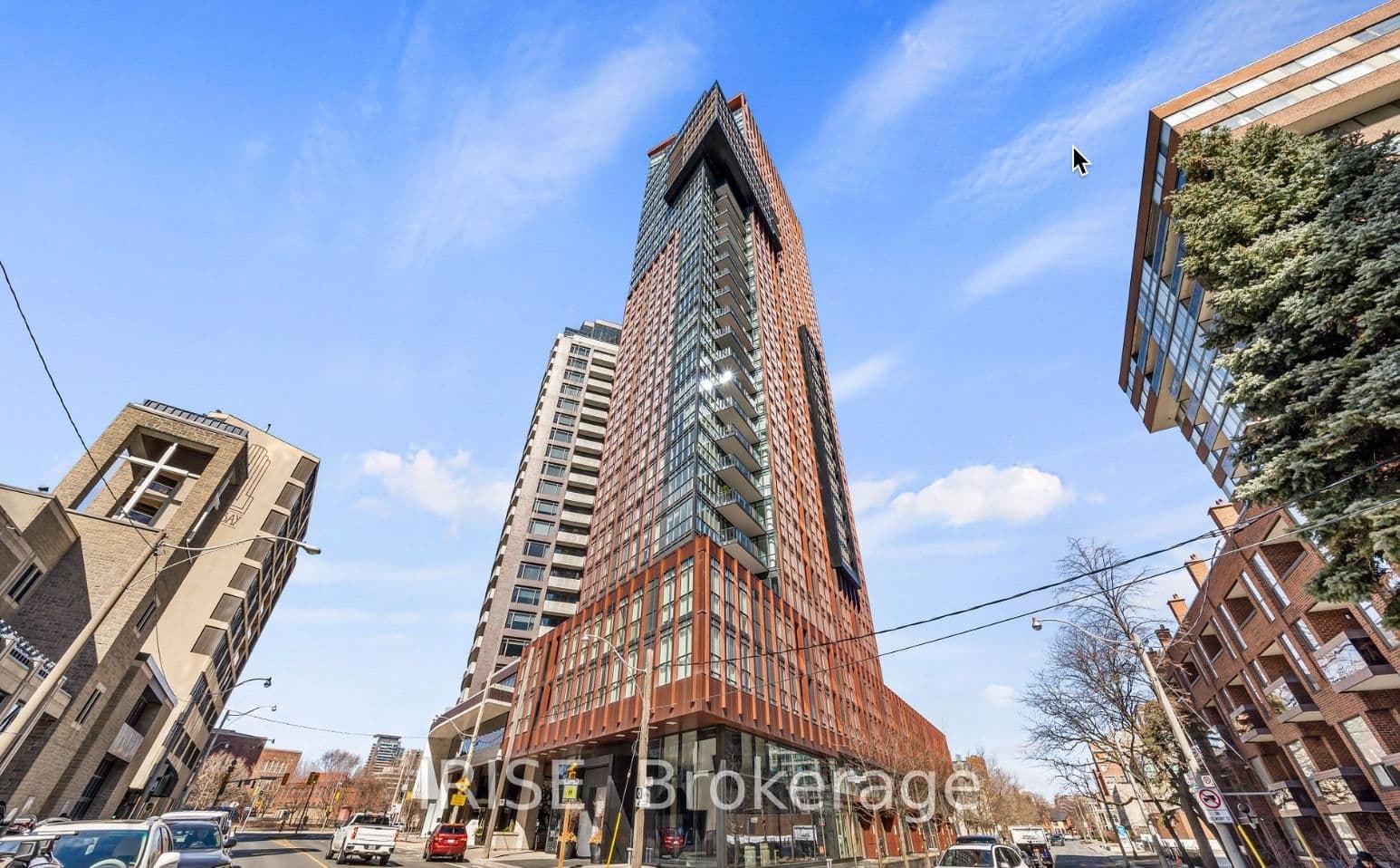 32 Davenport Road, Unit 1807