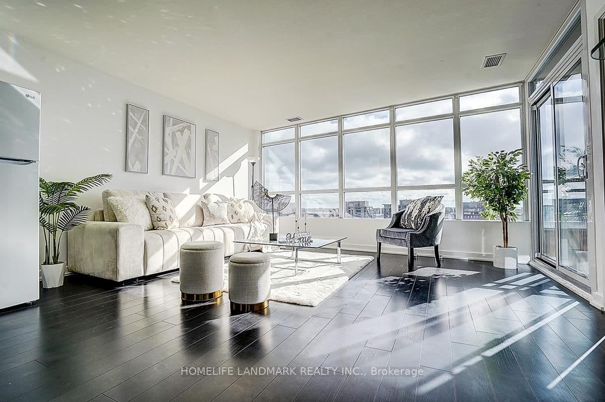 #1007 - 10 Capreol Court