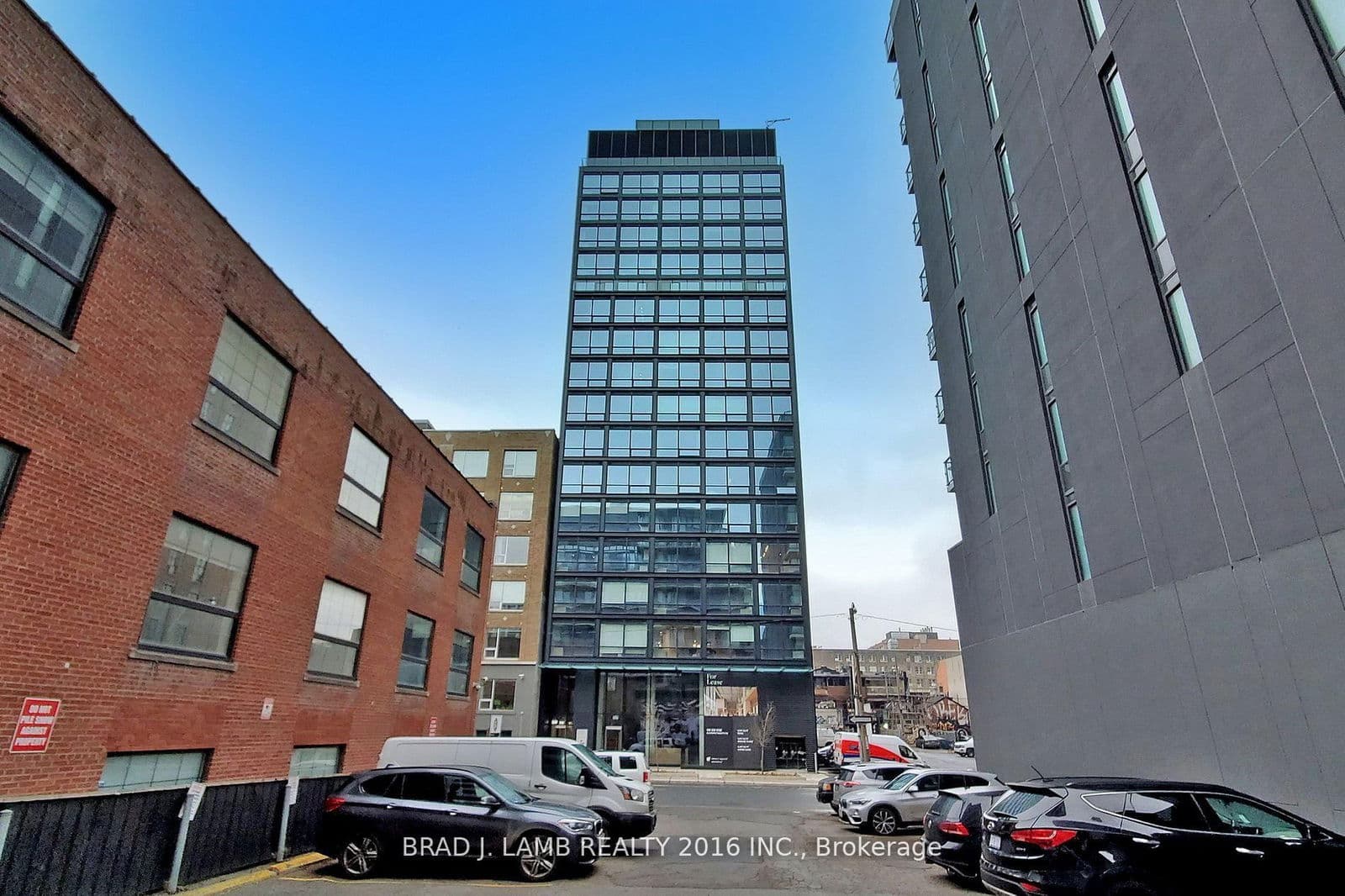 #1601 - 458 Richmond Street W