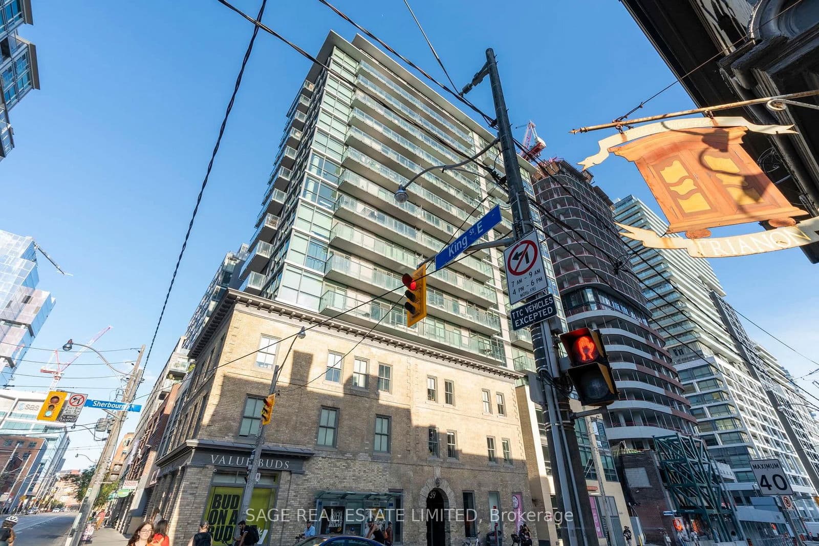 #903 - 39 Sherbourne Street
