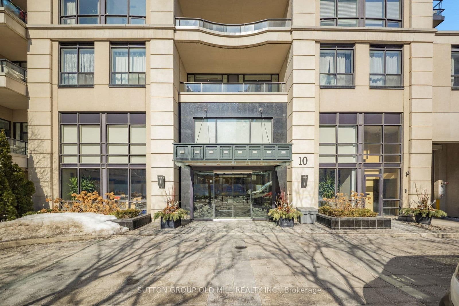 10 Delisle Avenue, Unit 710