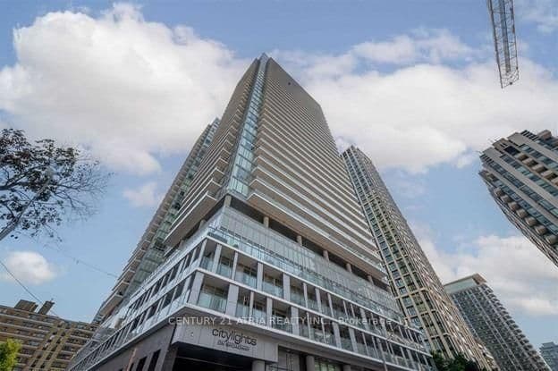 99 Broadway Avenue, Unit 1806 NT