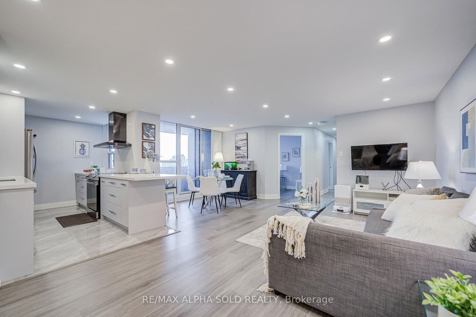 #1801 - 5 Old Sheppard Avenue