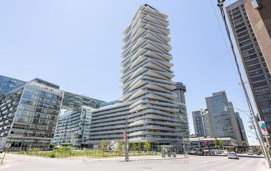 15 Queen's Quay E, Unit 520