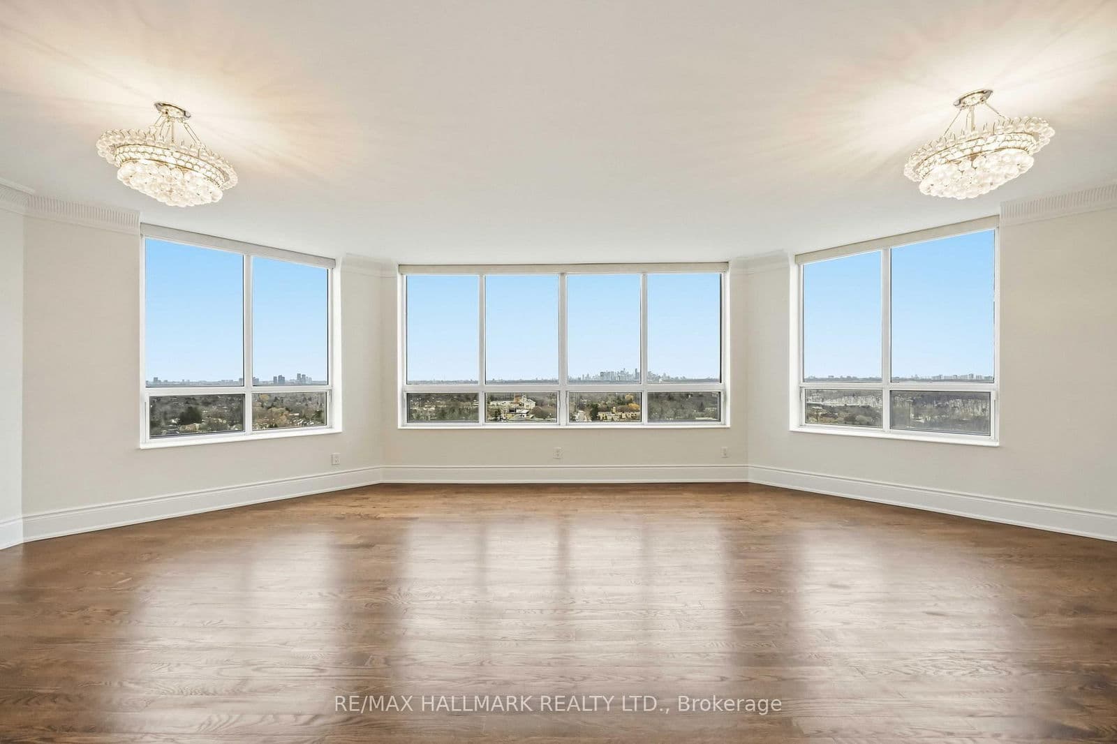 #1821 - 80 Harrison Garden Boulevard