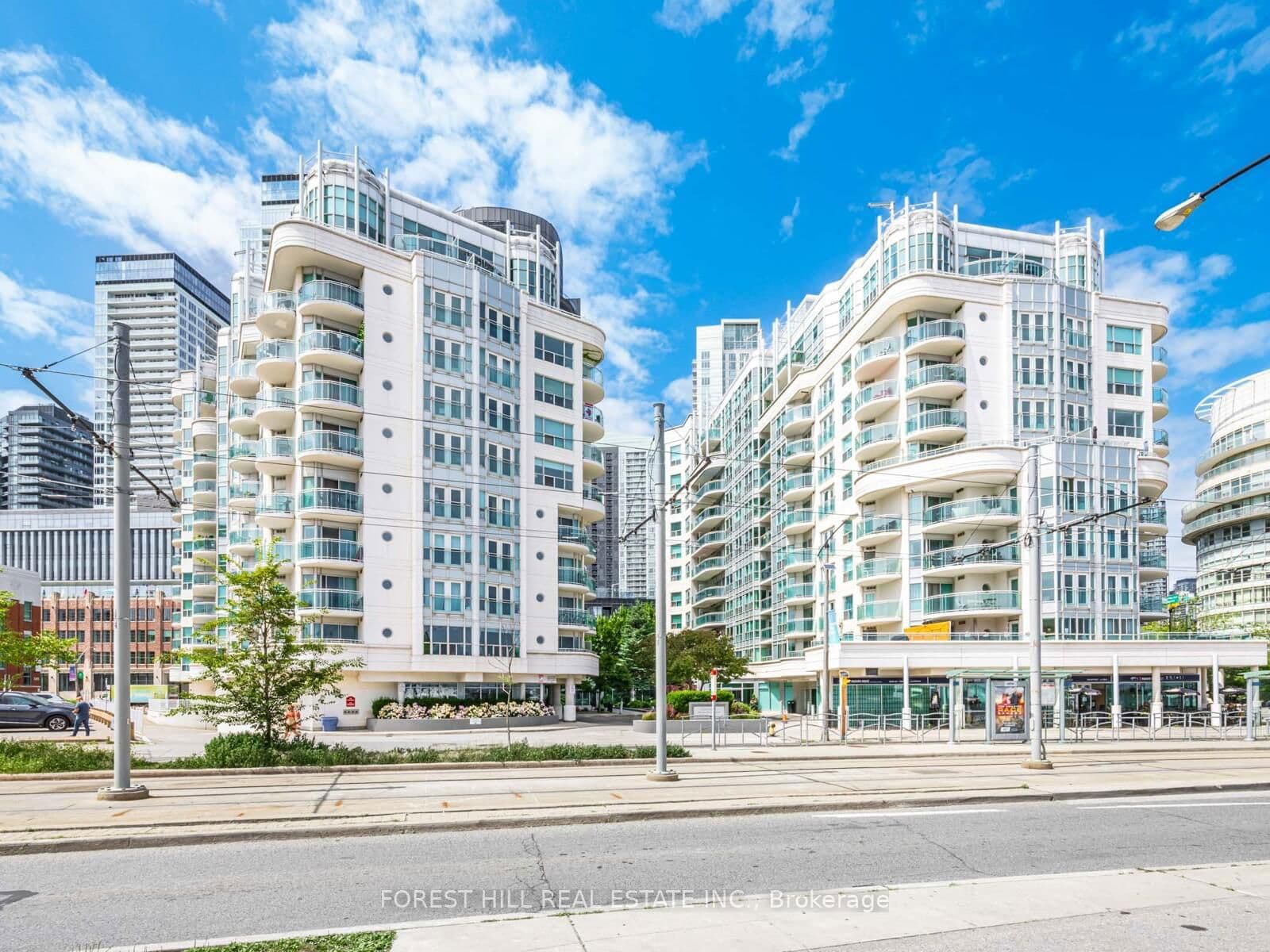 #606 - 600 Queens Quay W