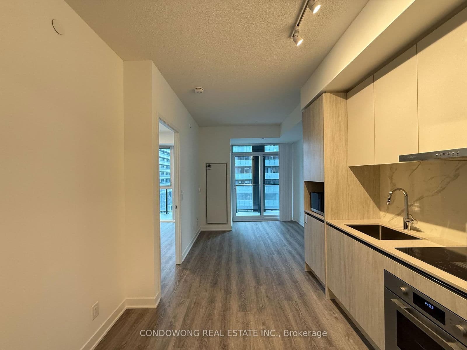 #2607 - 180 Front Street E