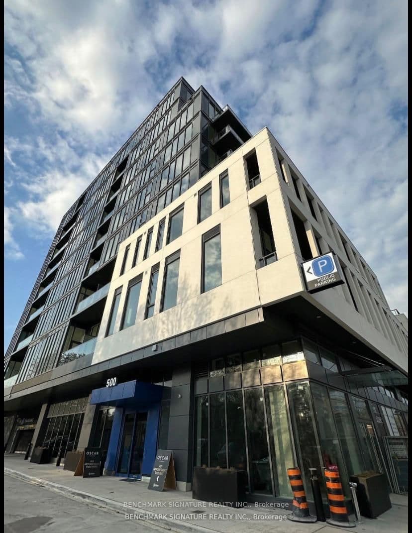 500 Dupont Street, Unit 709