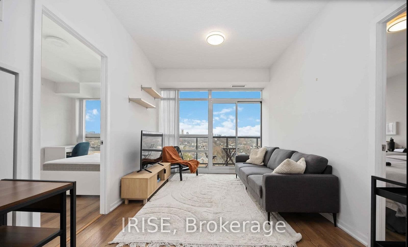 #1212 - 68 N Abell Street