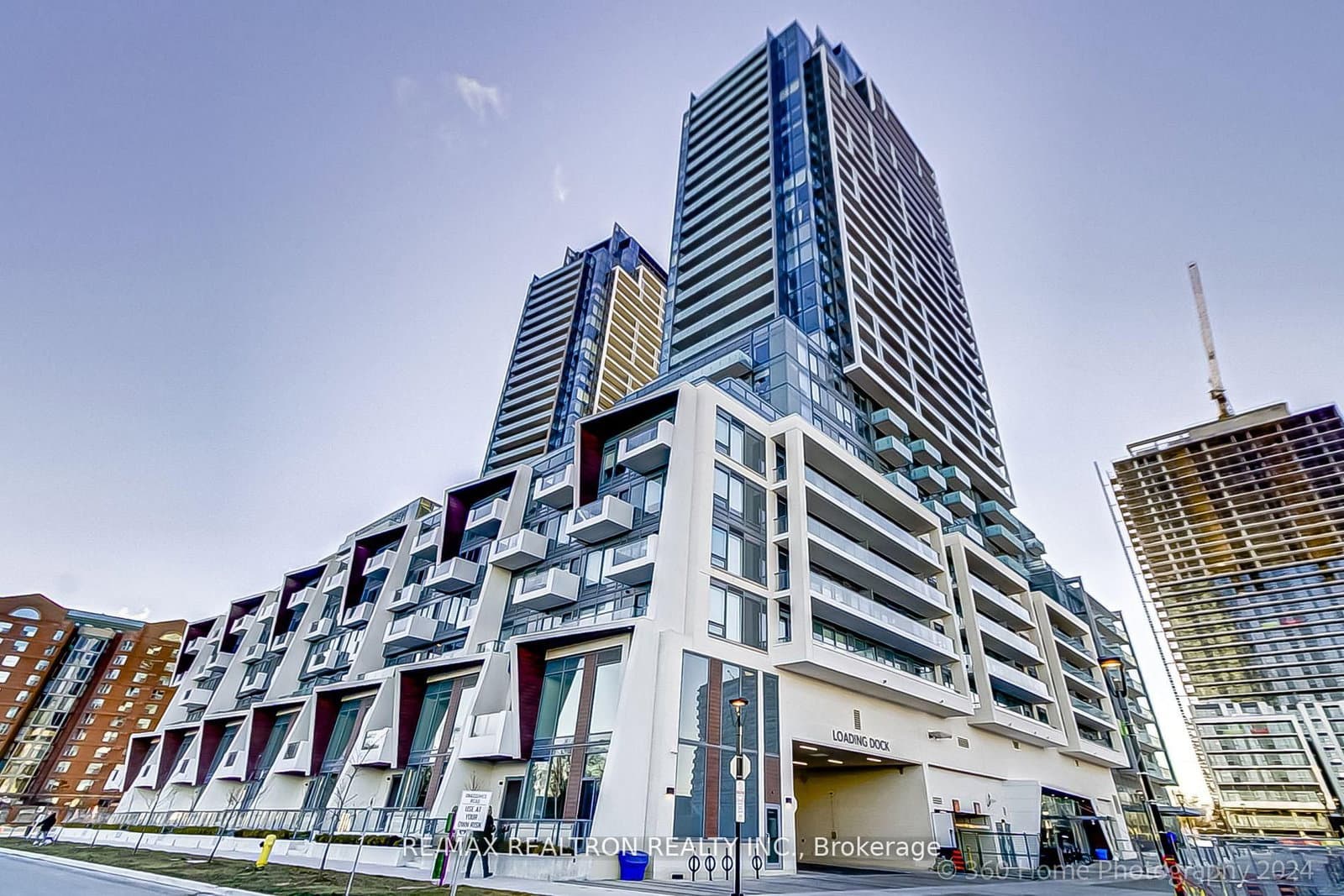 7 Golden Lion Heights, Unit 3202