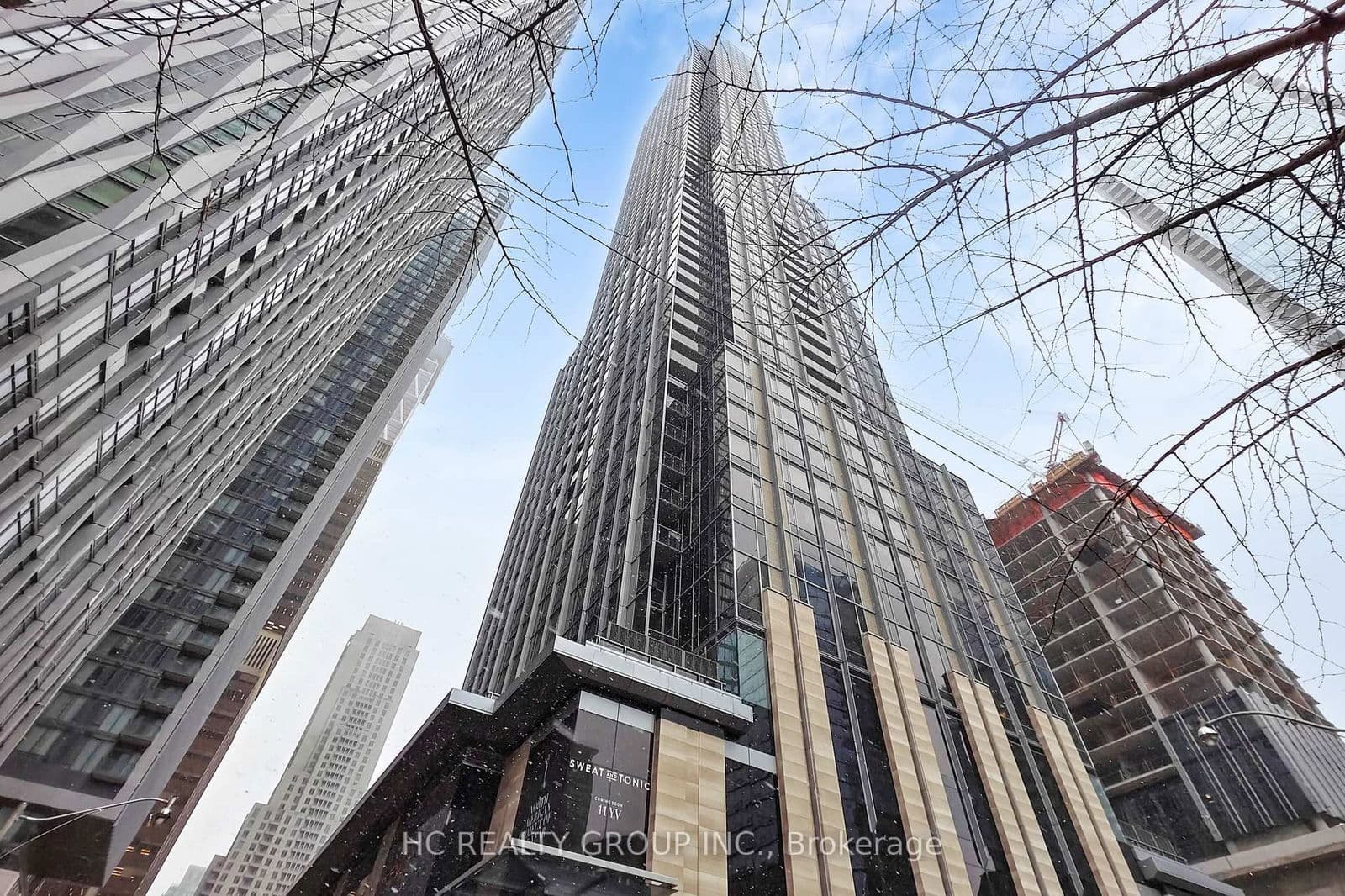 #3902 - 11 Yorkville Avenue