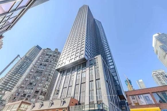 #3510 - 8 WELLESELEY Street W