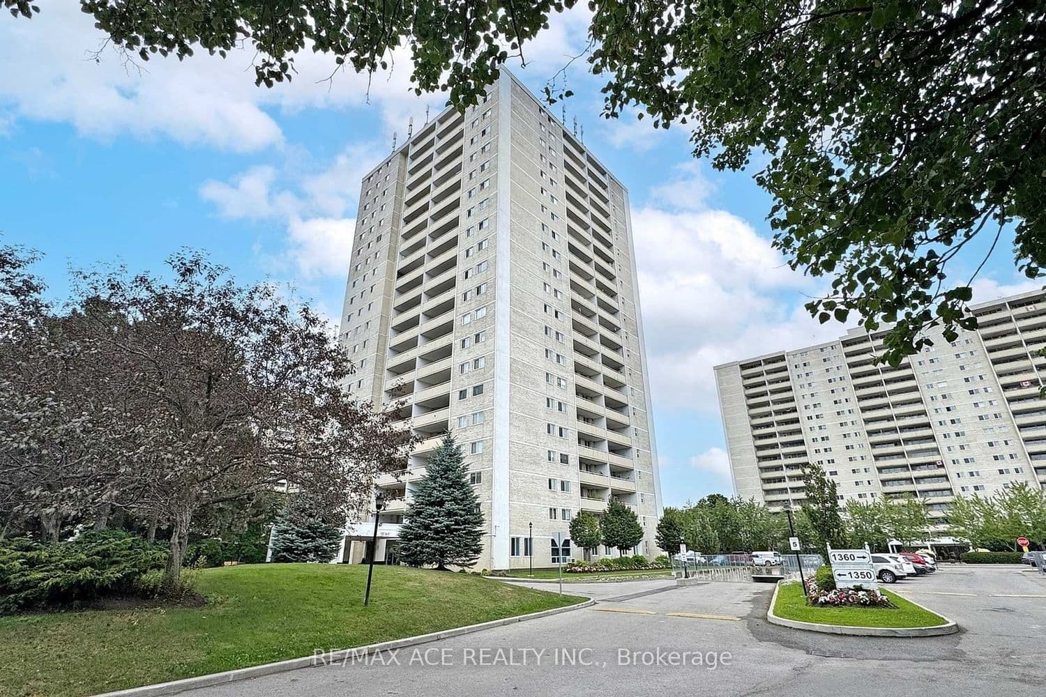 #1906 - 1350 York Mills Road