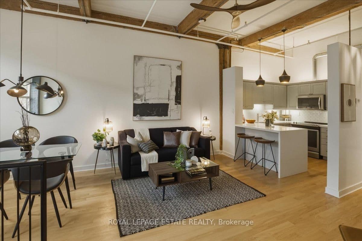 284 St Helen's Avenue, Unit 105