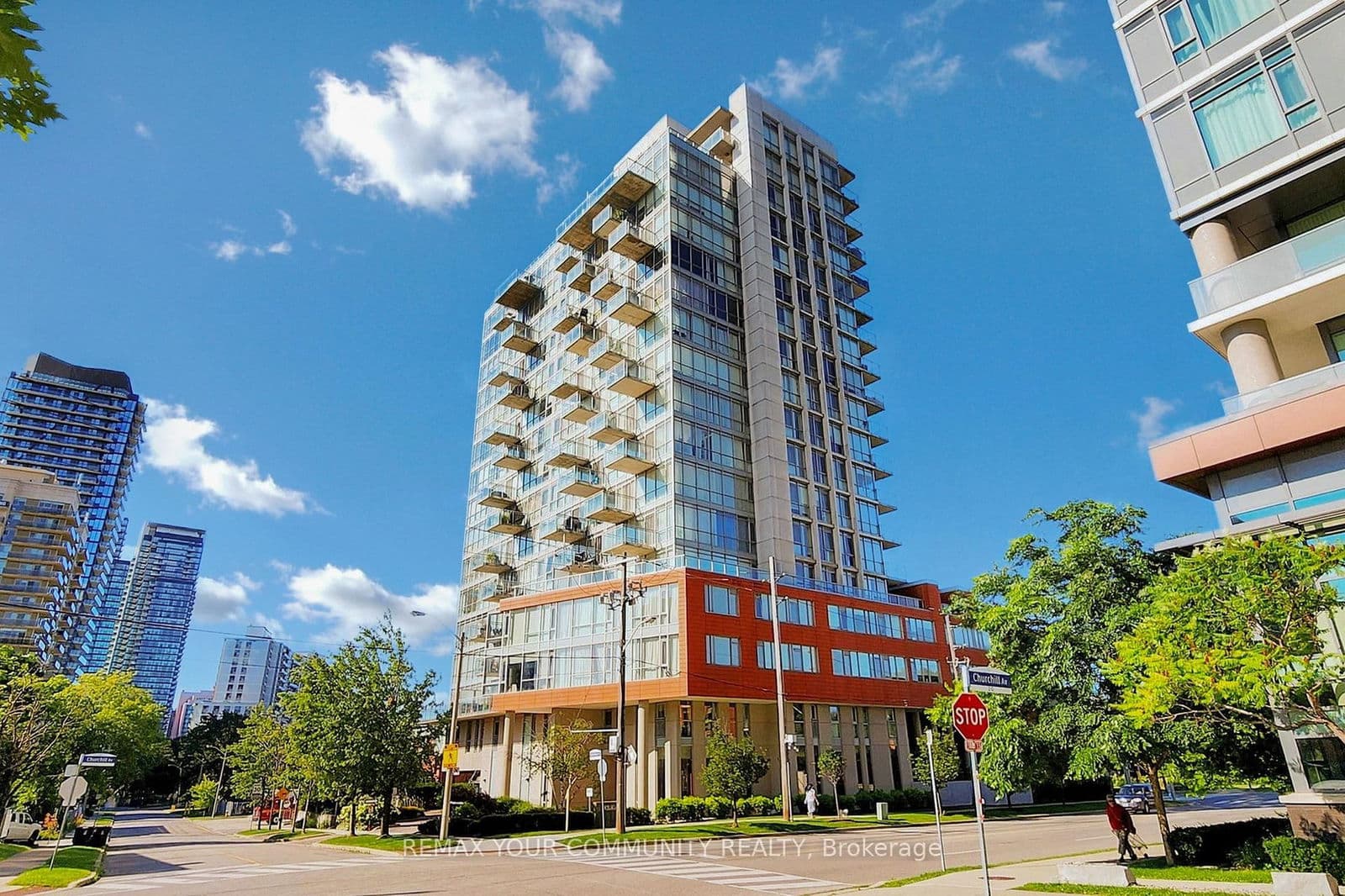 #1602 - 30 Canterbury Place