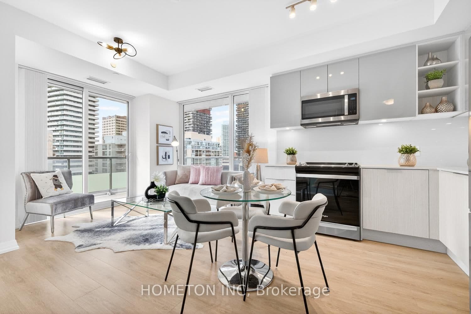 #1217 - 50 Dunfield Avenue