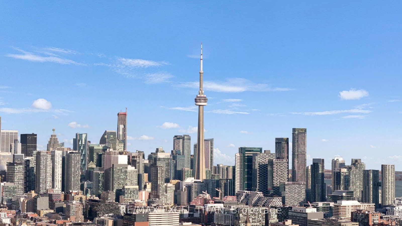 #612 - 5 Lakeview Avenue