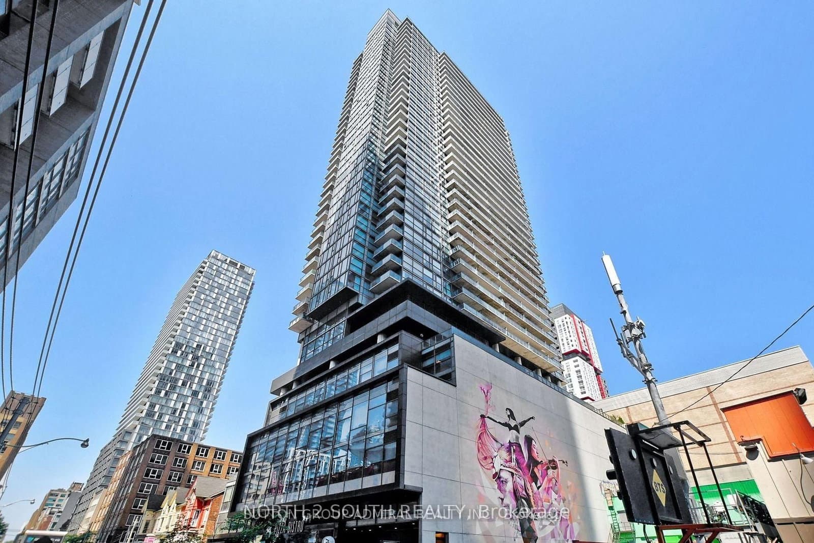 290 Adelaide Street W, Unit 2703