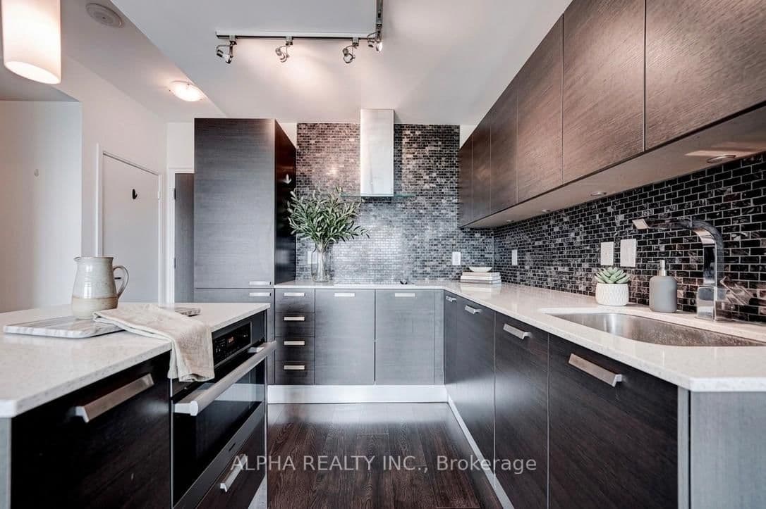 11 Bogert Avenue, Unit 1806