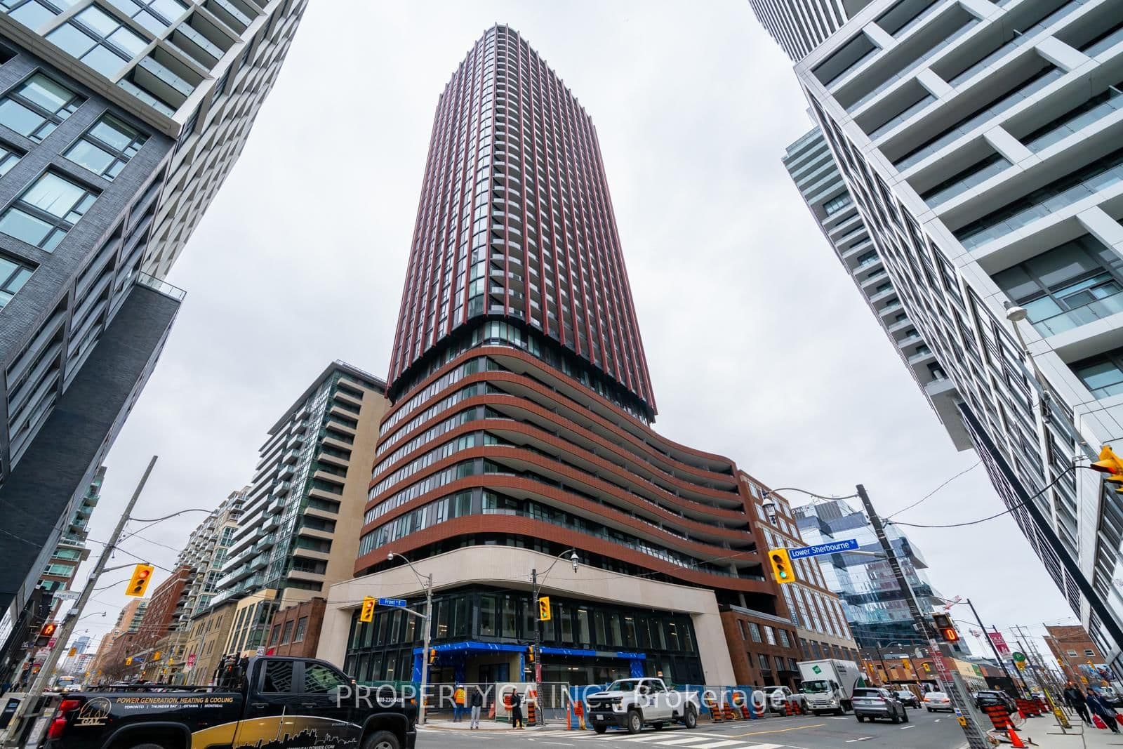 #3212 - 180 Front Street E