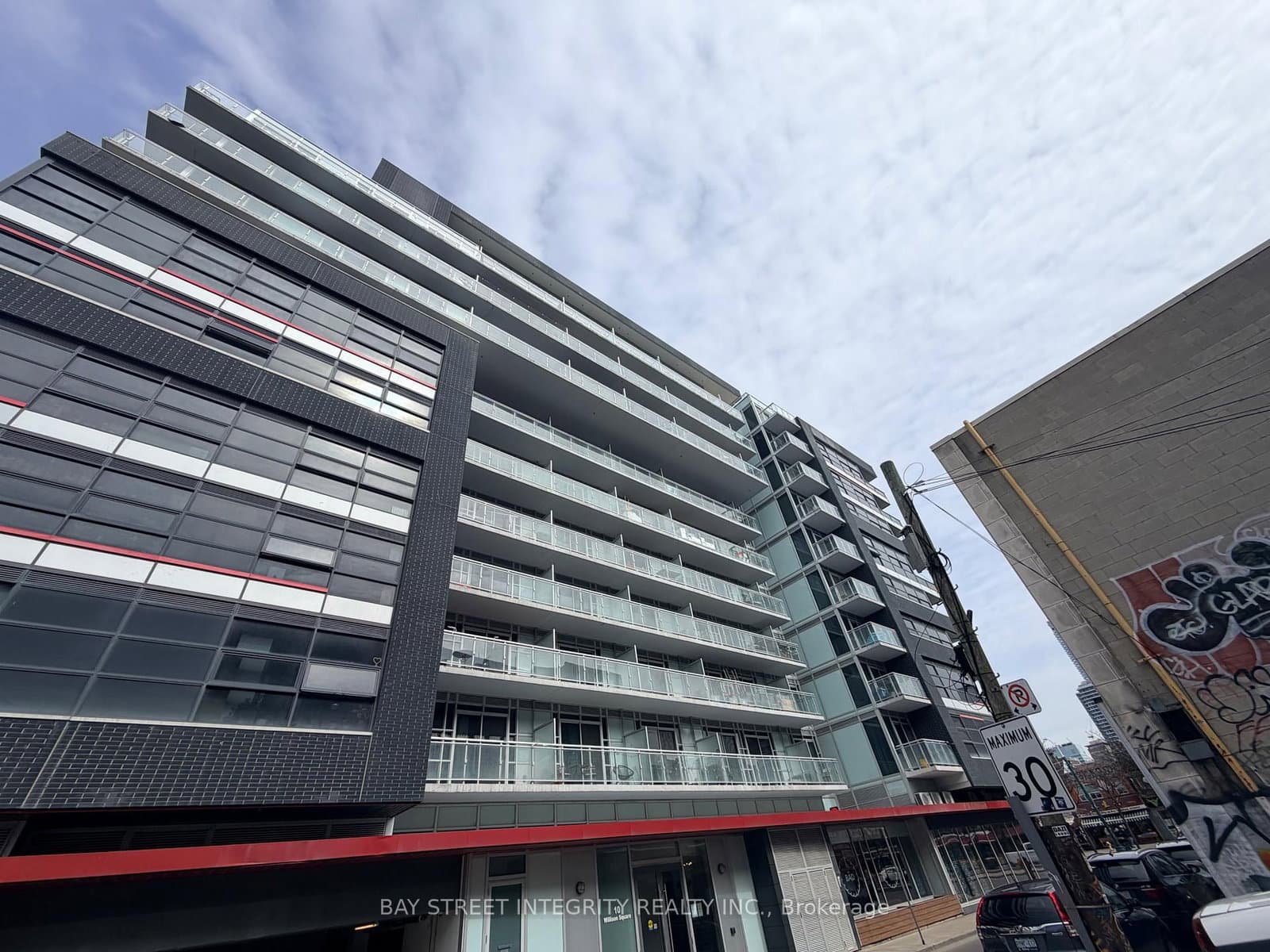 10 Willison Square, Unit 209