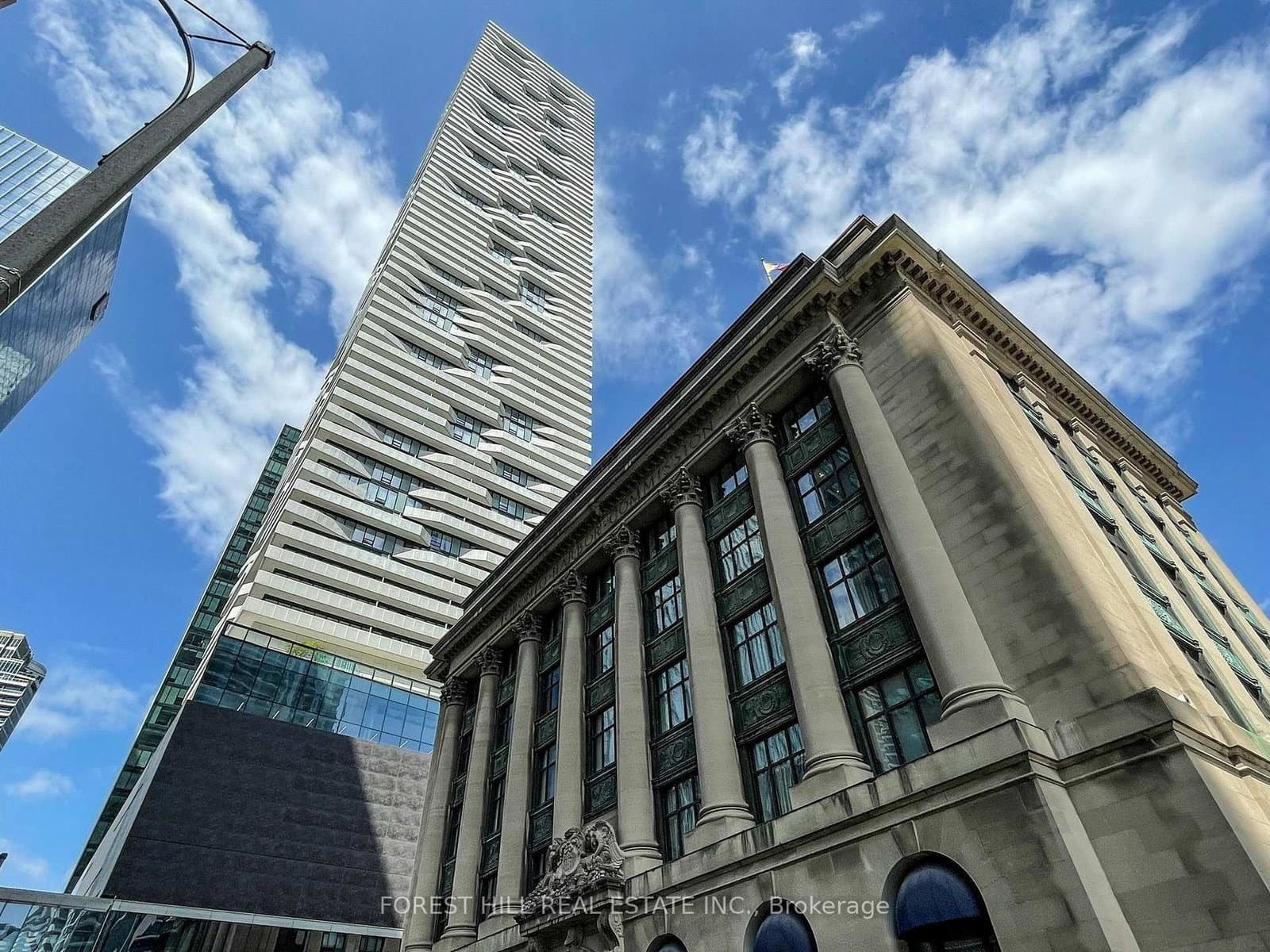 #2208 - 100 Harbour Street